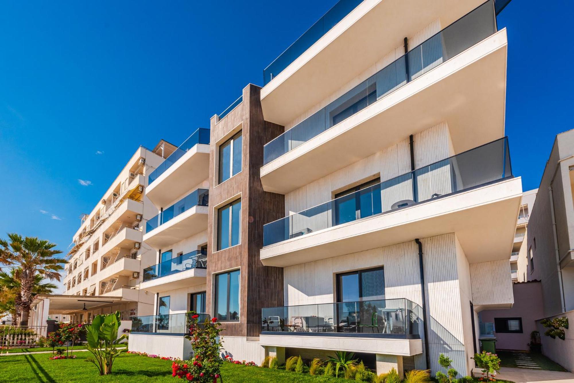 Sea View Apartments Eldo Durrës Extérieur photo