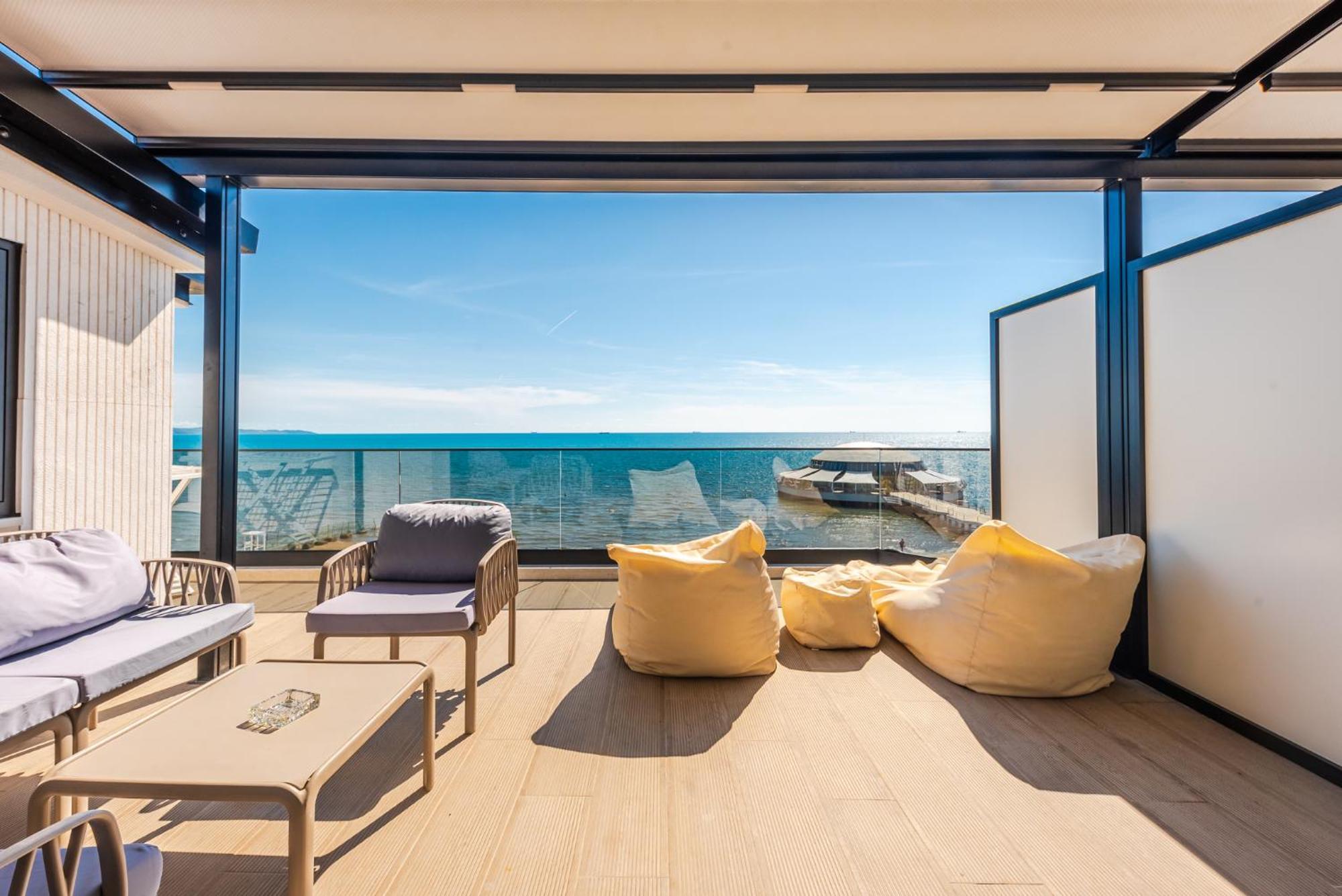 Sea View Apartments Eldo Durrës Extérieur photo