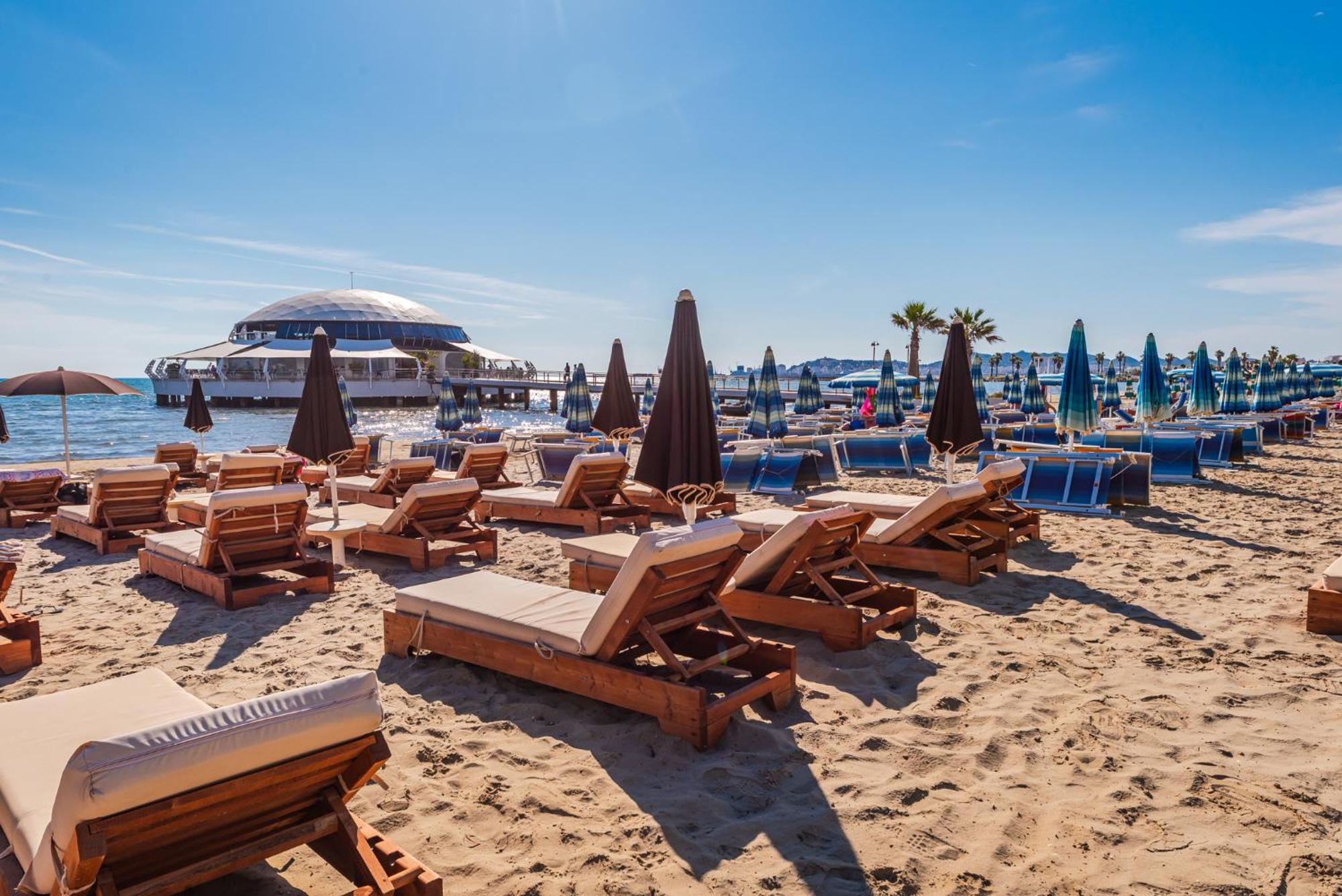 Sea View Apartments Eldo Durrës Extérieur photo