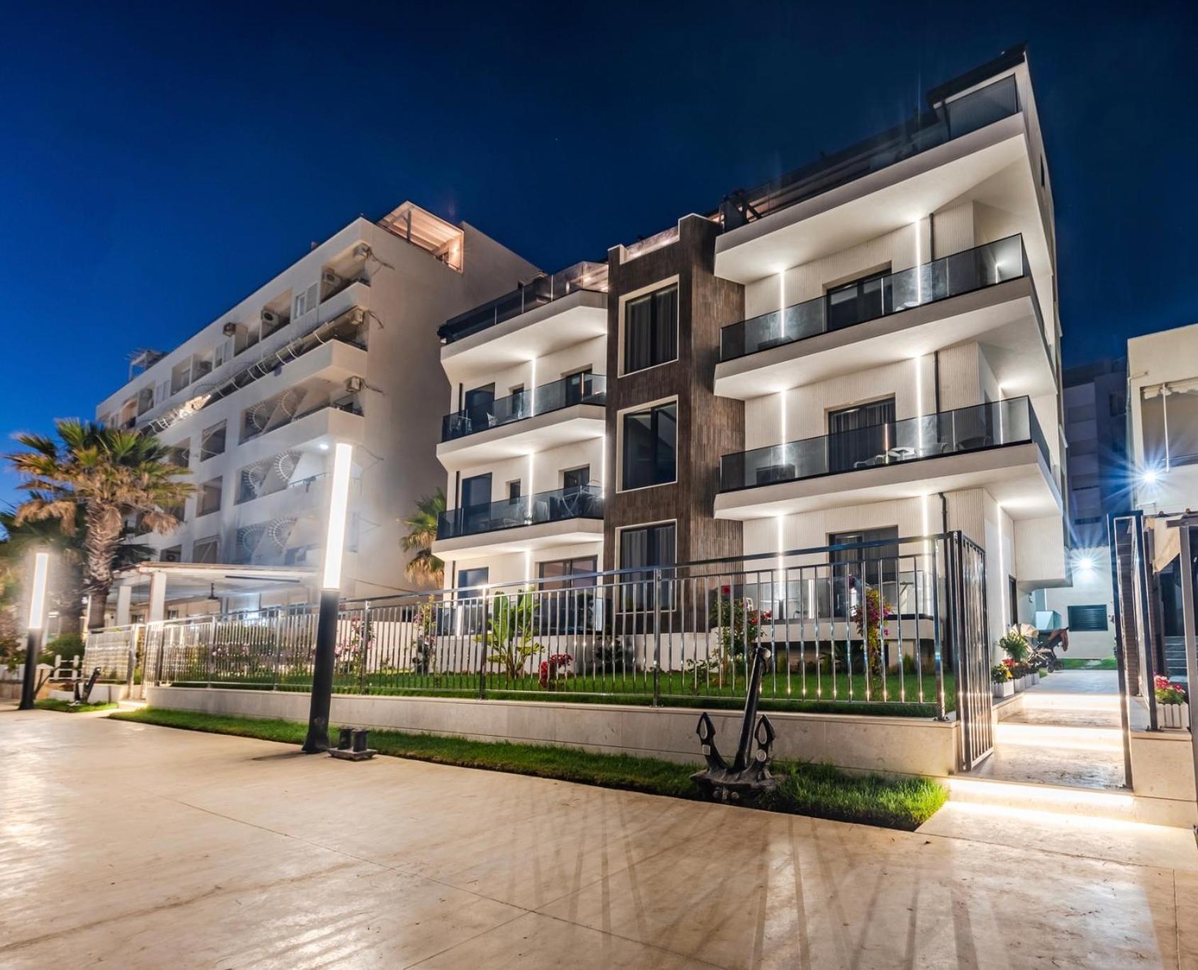 Sea View Apartments Eldo Durrës Extérieur photo